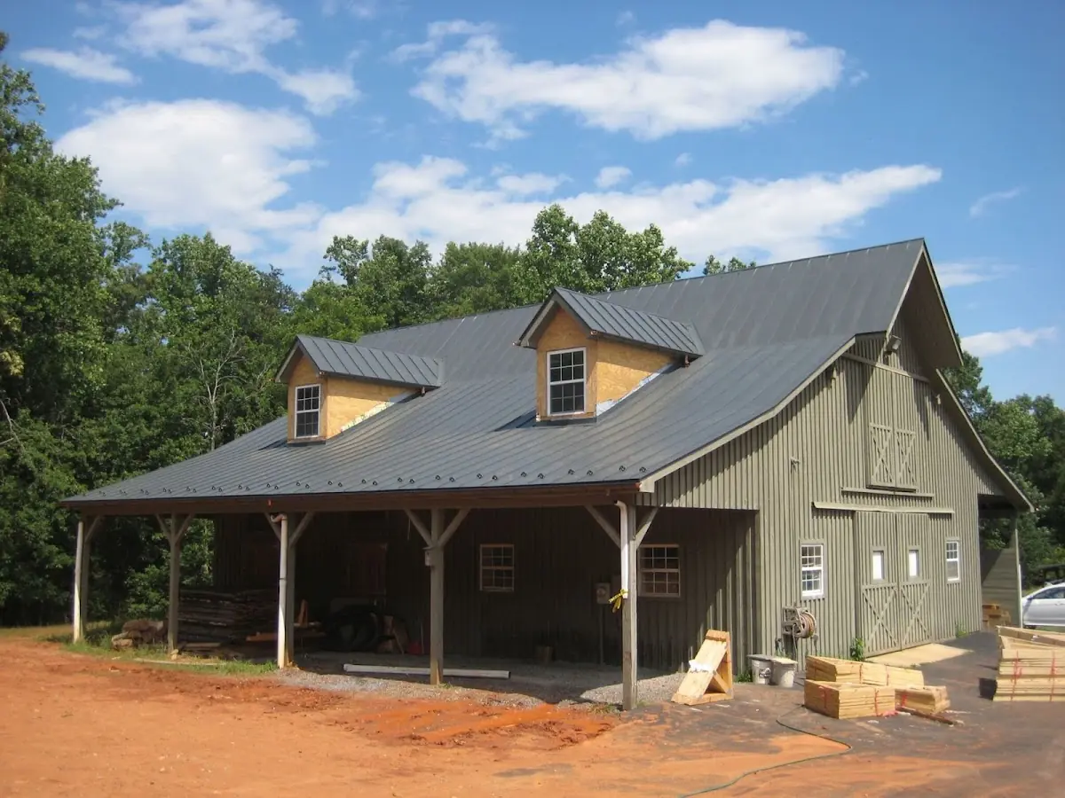 Expert Asphalt Roof Repair workmanship in Victoria